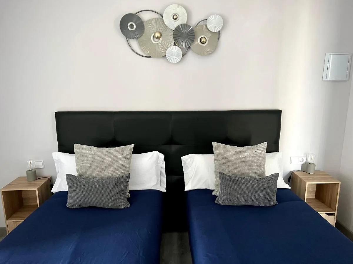 Hostal La Canonja Tremp 0*,