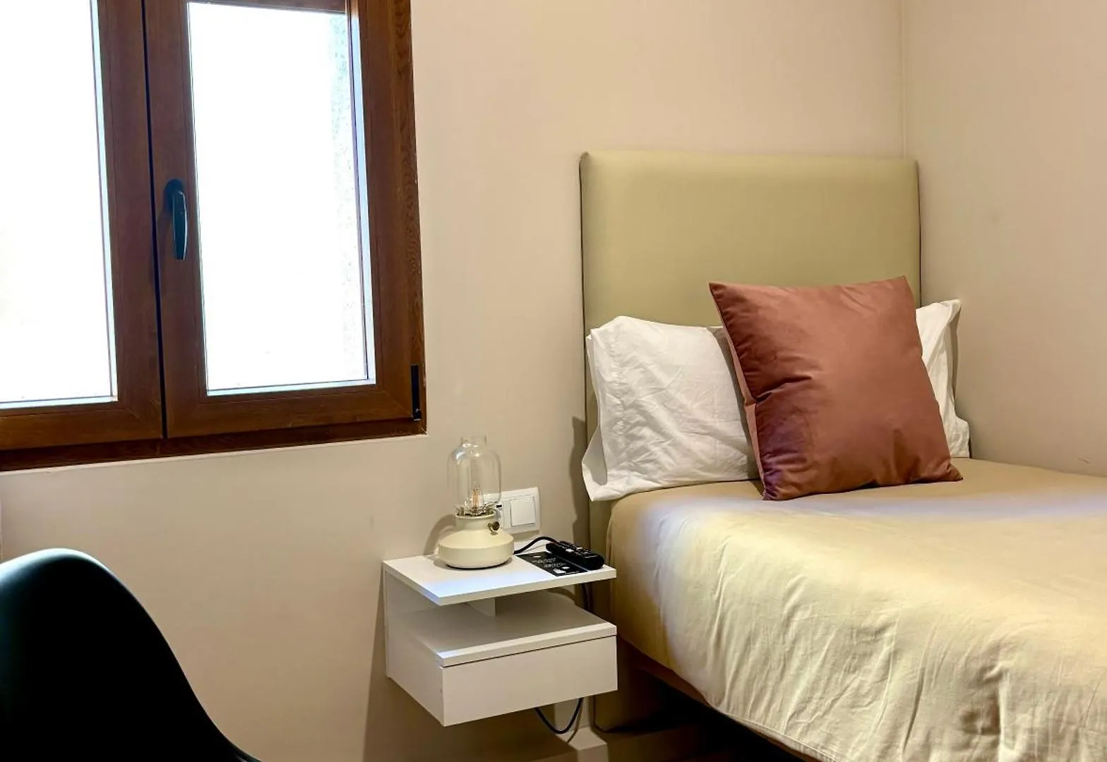 Hostal La Canonja Tremp Guest house