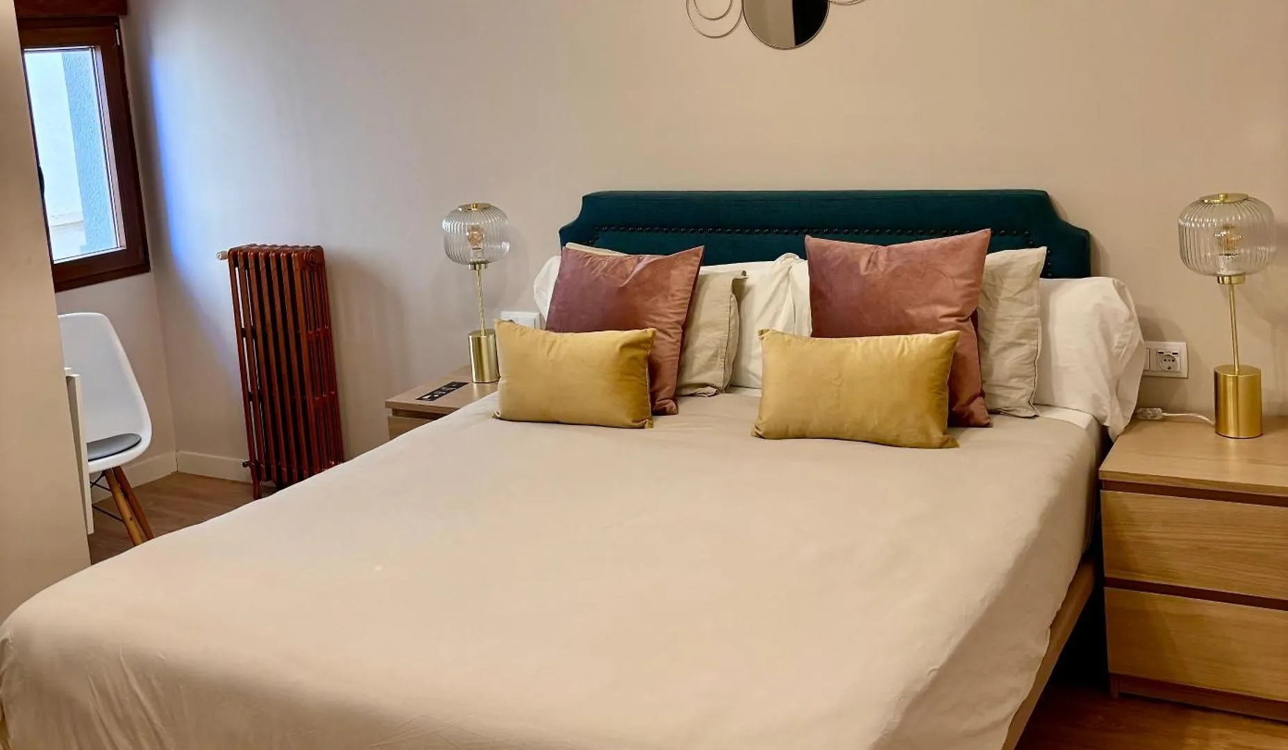 Hostal La Canonja Tremp 0*,  Spain